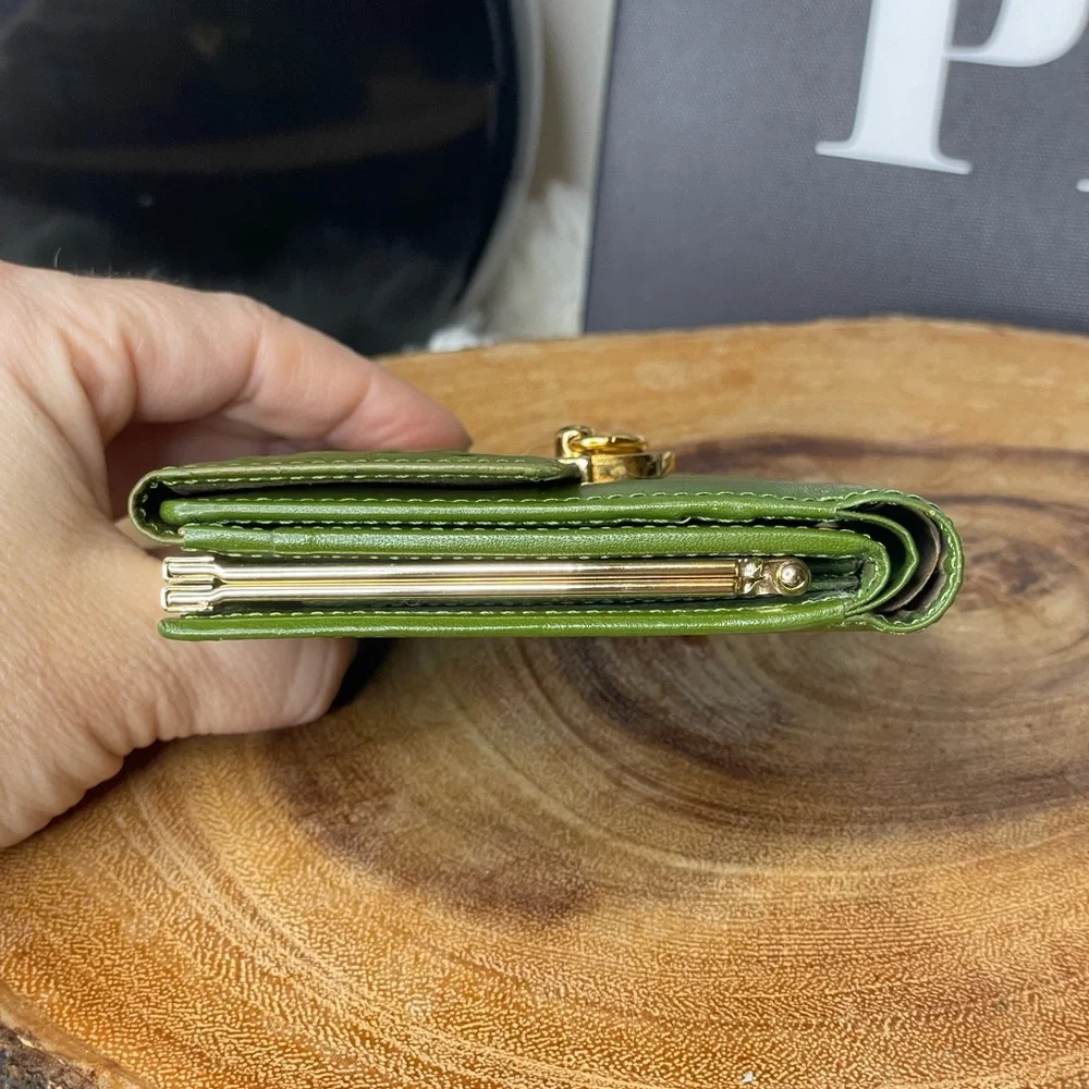 Givenchy Green Leather Wallet with Kisslock - Picture 3 of 10